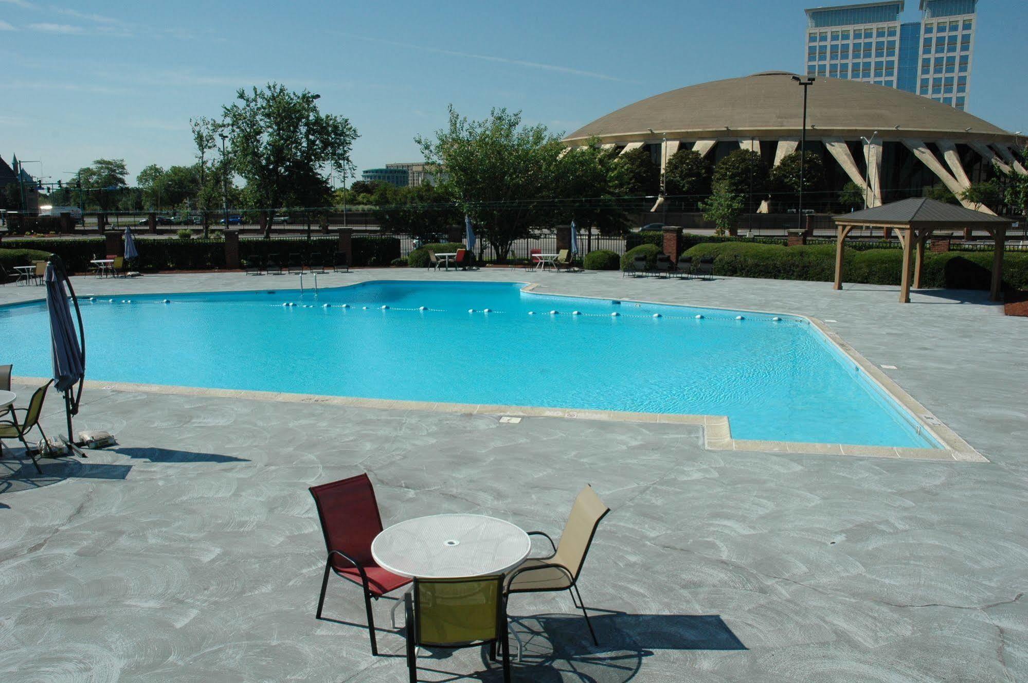 Wyndham Garden Norfolk Downtown Hotel Exterior foto